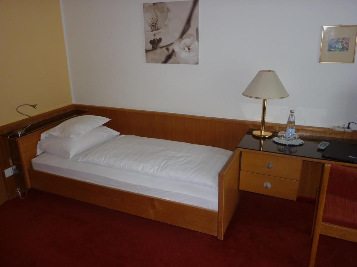 Hotel Zima Merano Luaran gambar